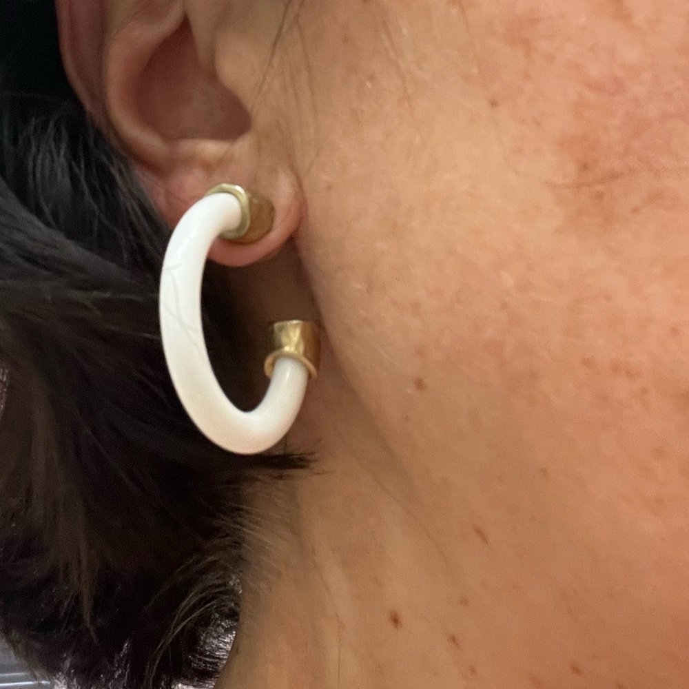 Vintage Gold and White Hoop Earrings - Picture 5 of 16